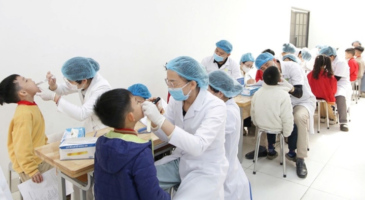 Chăm sóc sức khỏe răng miệng miễn phí cho học sinh, người dân Hà Nội