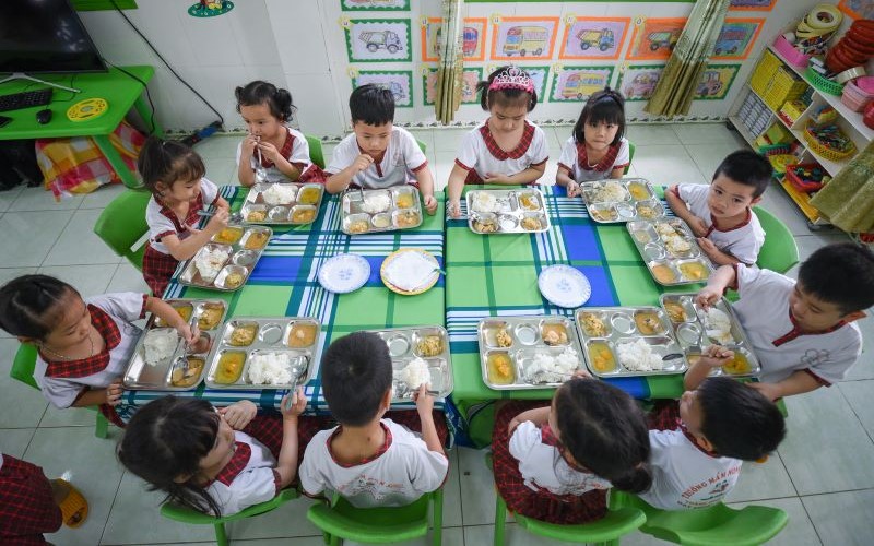 Dinh dưỡng học đường