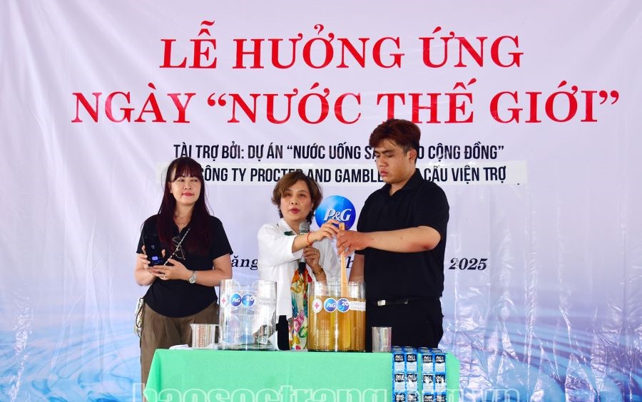 Hướng dẫn cách sử dụng gói bột lọc nước P&G